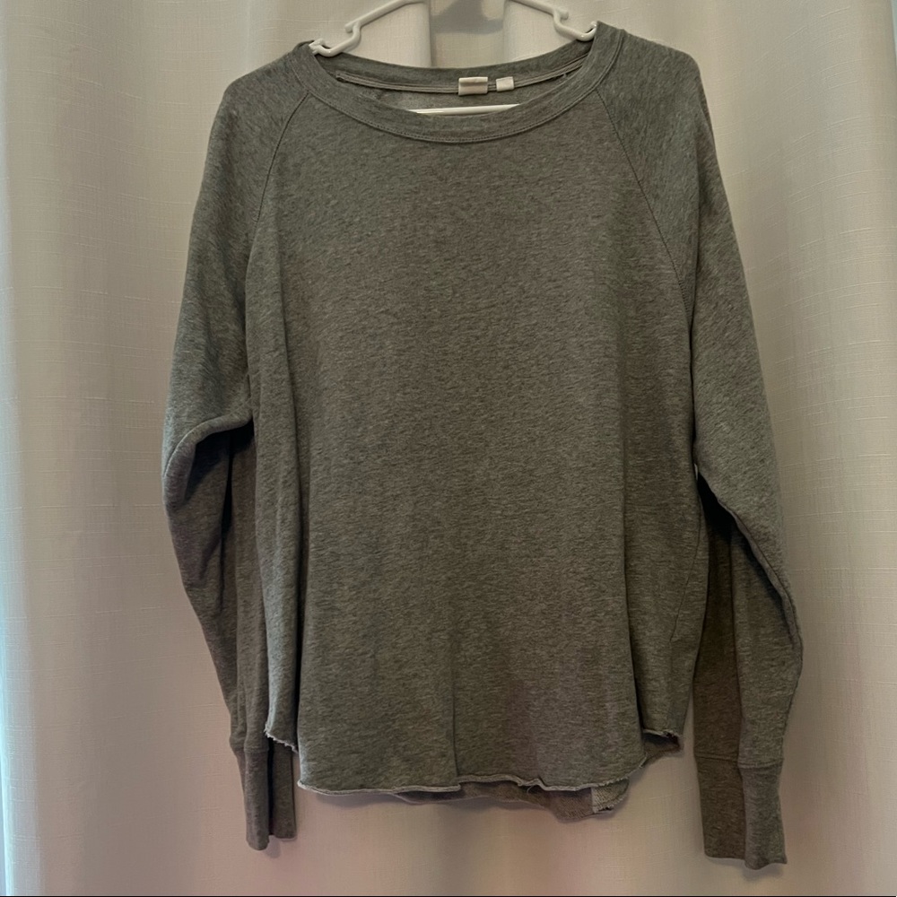 Womens GAP Raw Hem Sweatshirt - Size Medium